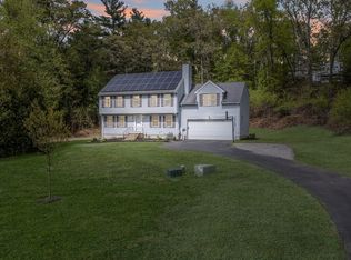 18 Candlewood Dr, Medway, MA 02053