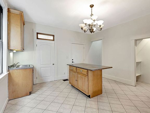 5th image of 1617 Westwood Ave Unit 2