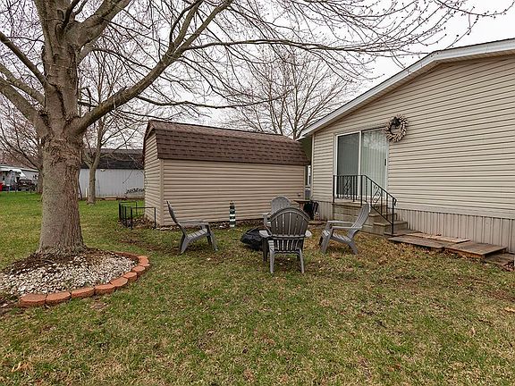3rd image of 156 Ashwood Dr