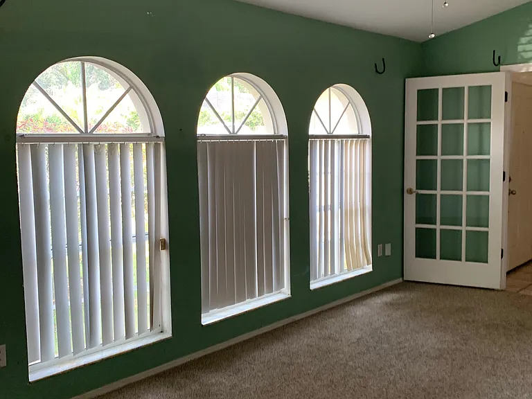 1044 Henson Ct — Photo 14