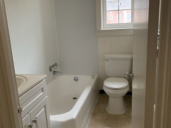 5th image of 507 N Shipley St