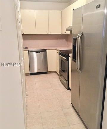5th image of 19547 NW 55th Circle Pl #5