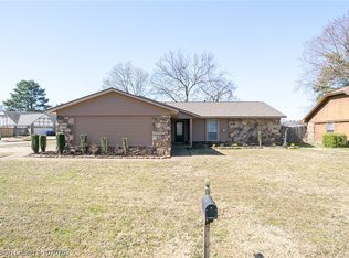 2804 S 97th Cir, Fort Smith, AR 72903