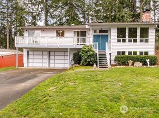 741 SW 10th Ct, Oak Harbor, WA