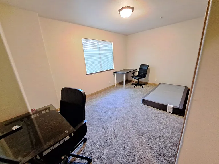 819 H St #14 — Photo 7