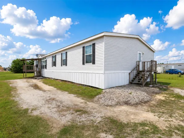 275 Road 5132, Cleveland, TX 77327