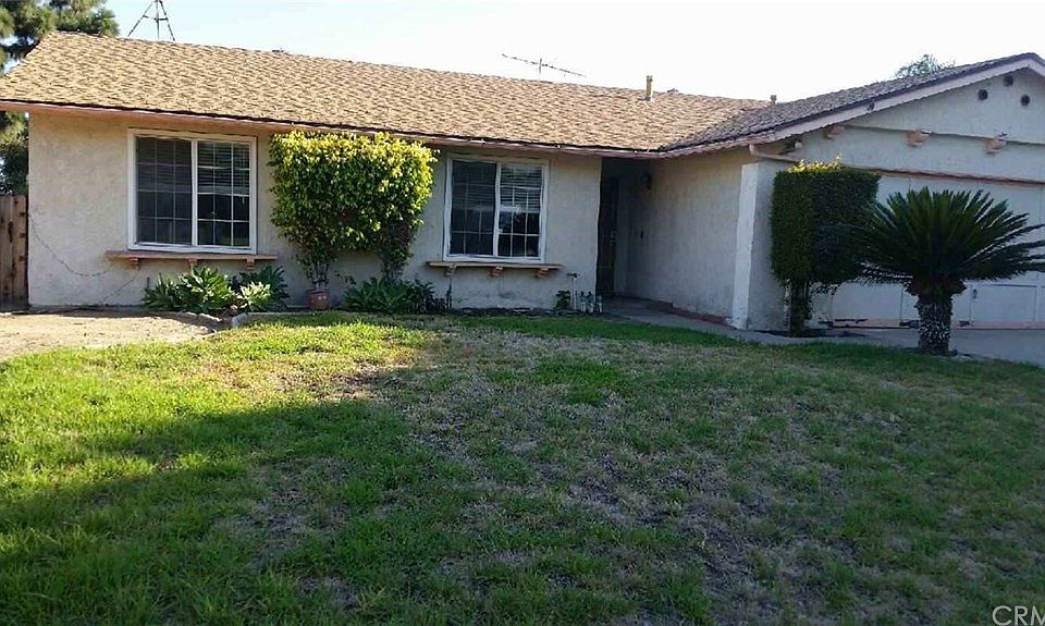 1st image of 8395 Holly St