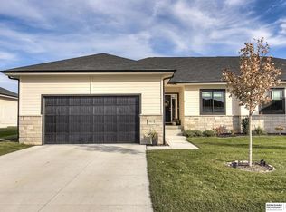 5406 N 209th St, Elkhorn, NE 68022