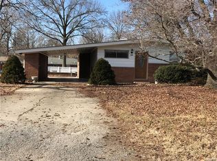 728 N 9th St, Wood River, IL