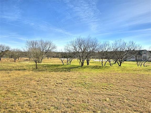 4th image of 513 G W Haschke Ln