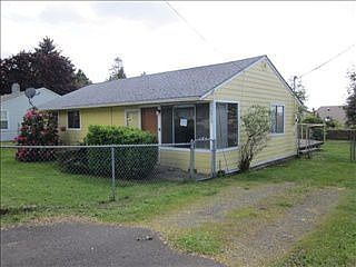 1st image of 3509 E 11th St