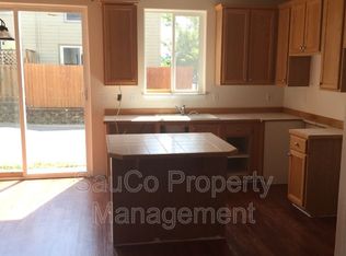 5914 SE 16th Loop, Gresham, OR 97080