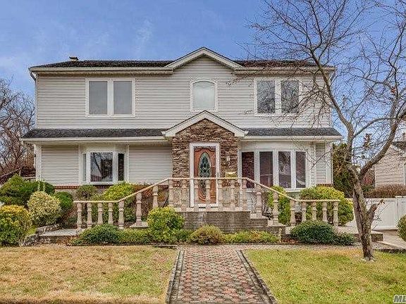 3rd image of 7 Kemp Ln