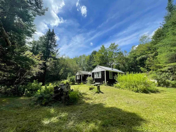1797 Thompsonburg Road, Londonderry, VT 05148