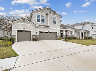 393 Footbridge Rd, Saint Johns, FL 32259