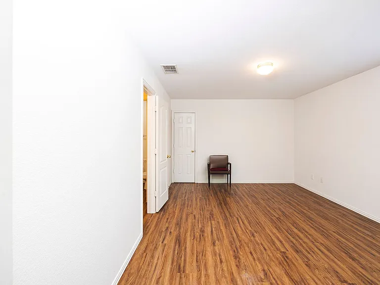3103 Kingsbury Dr — Photo 22