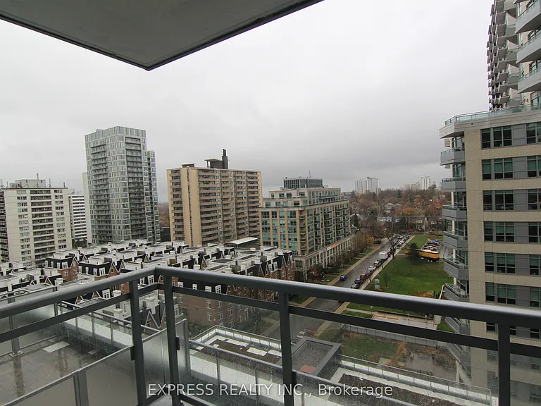 98 Lillian St #919 — Photo 2