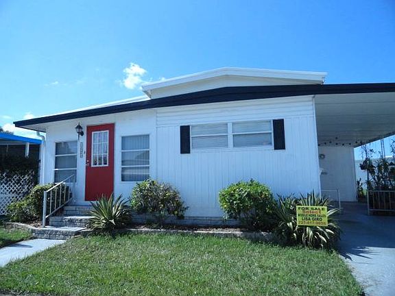 3rd image of 2505 E Bay Dr #104