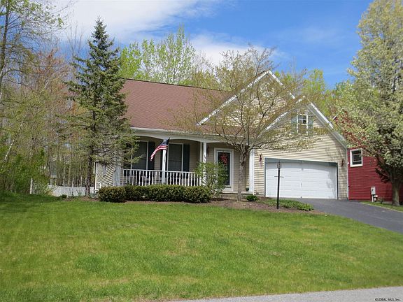 2nd image of 14 Lupine Dr