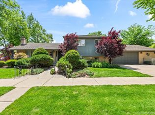 9600 S Mayfield Ave, Oak Lawn, IL 60453