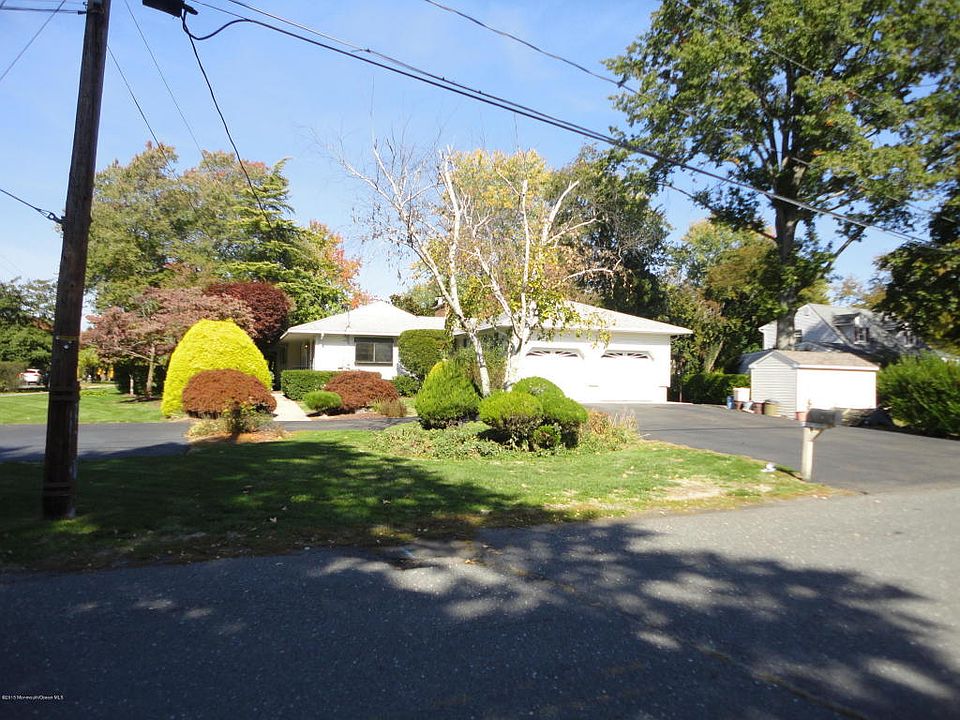2nd image of 24 Pease Rd