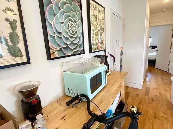 5th image of 35 Garden St #3