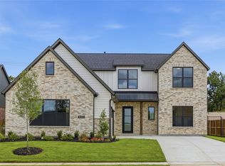 8421 Witt St, North Richland Hills, TX 76182