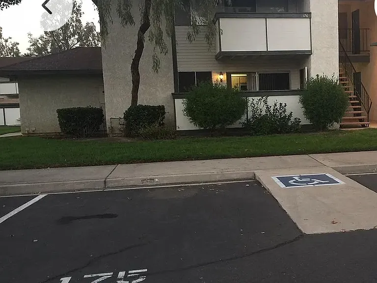 Redlands Blvd — Photo 1
