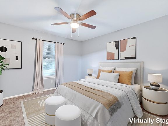 5th image of 15715 Fleetwood Oaks Drive