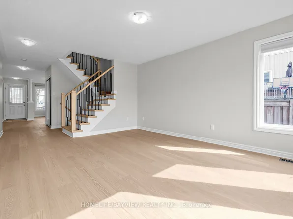 12 Winisk St, Richmond Hill, ON L4E 0M6