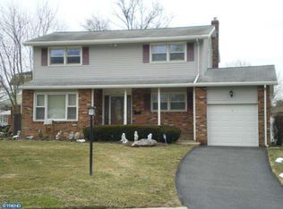 122 Forsythia Dr, Newark, DE 19711