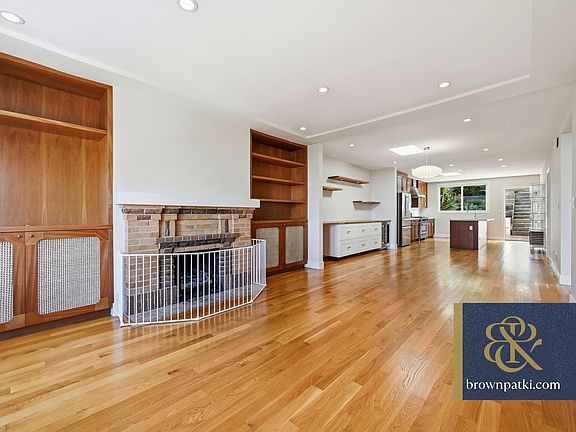 3rd image of 362 Chenery St