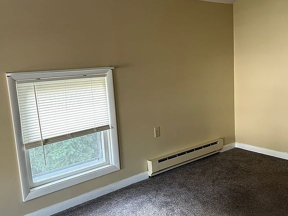 5th image of 35 Lawrence St APT 2