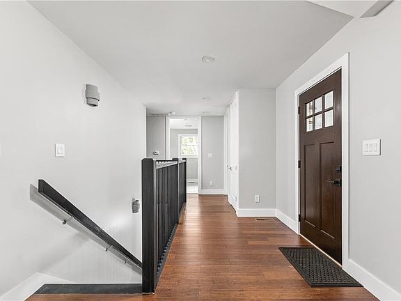 4th image of 4645 W 116th St