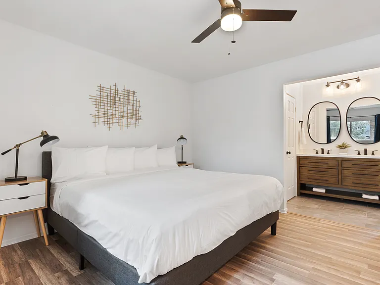 1005 Speer Ln — Photo 10