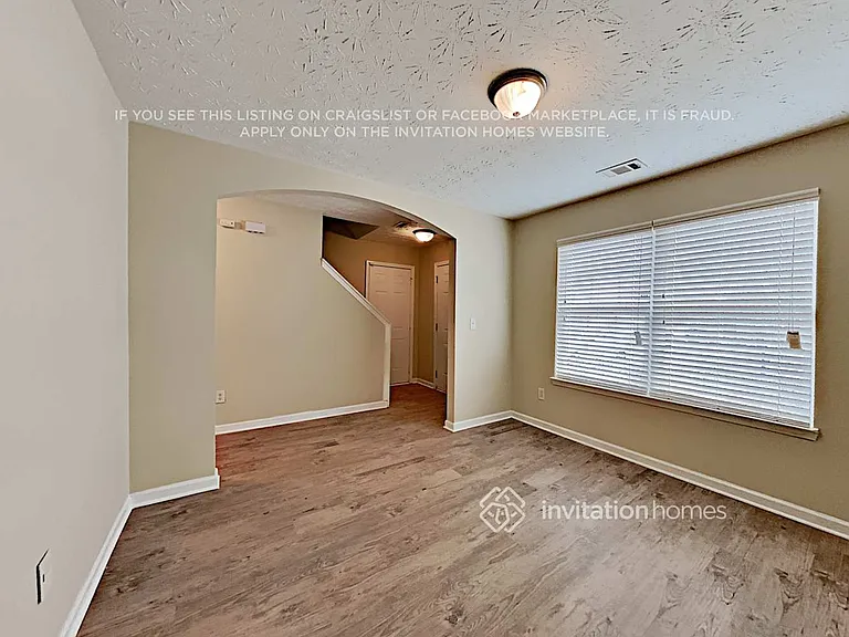 9481 Lakeview Rd — Photo 5