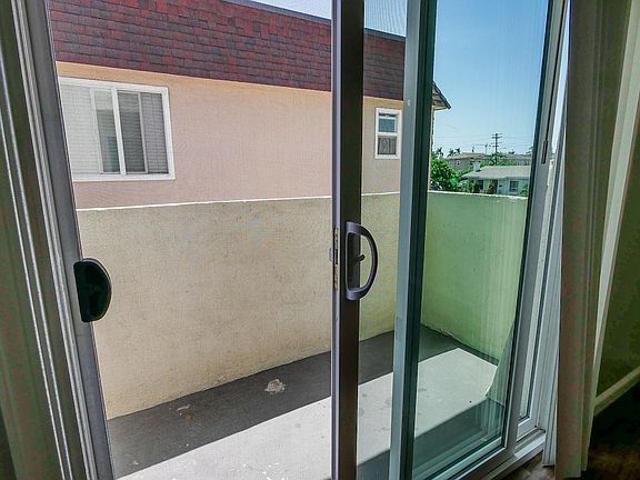 2nd image of 4615 Bancroft St APT 4