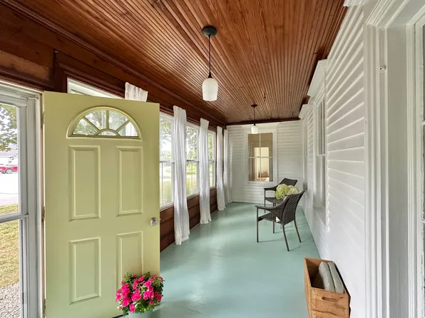 54 Main Street, Saint George, ME 04860