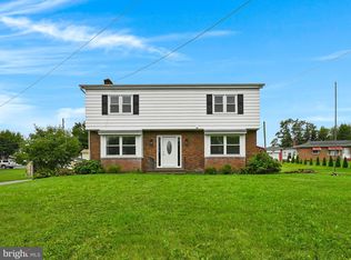 1432 Bunting St, Pottsville, PA 17901