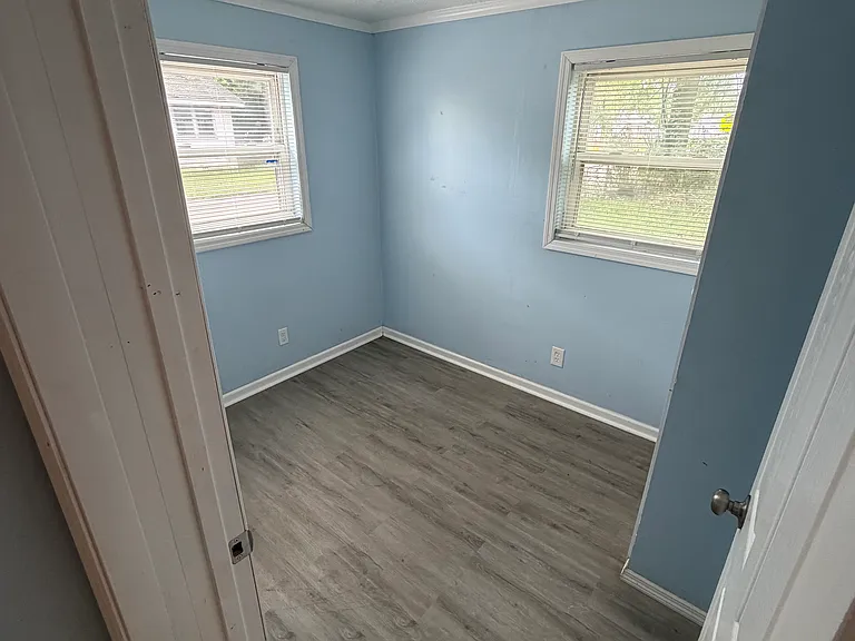 1222 Fairfax St — Photo 6