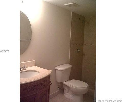 4th image of 2647 NW 25th Ave APT 206