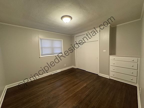 5th image of 315 N Oak St #18509B636