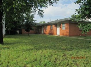 681 En 15th St APT B, Abilene, TX 79601