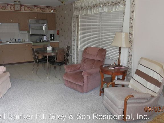 2nd image of 4361 Tahitian Gardens Cir APT A