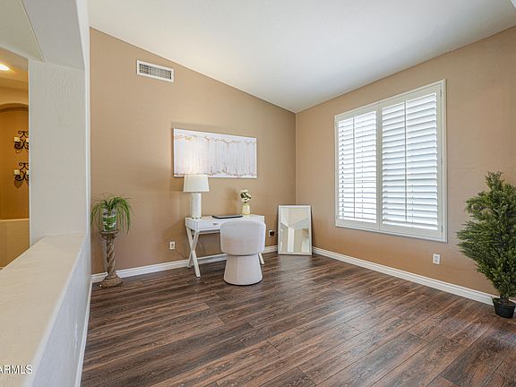 4th image of 2041 E PALM BEACH Drive