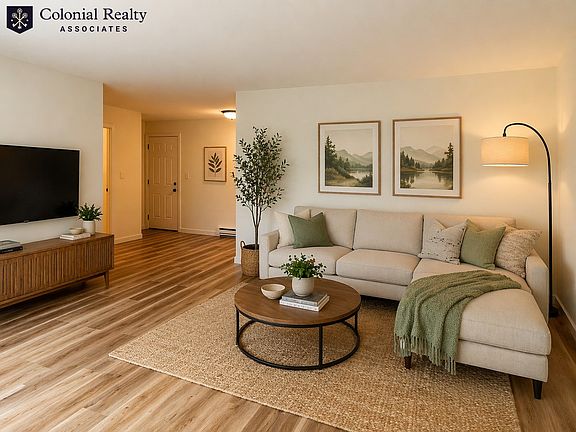 4th image of 13 Embassy Rd #360