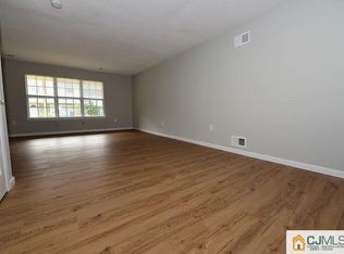 954 Thomas Ave #0, North Brunswick, NJ 08902