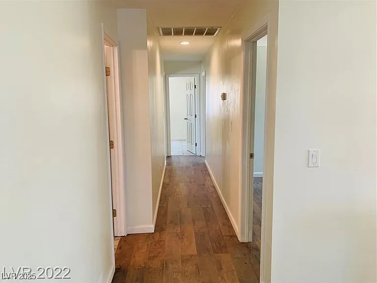 501 Slayton Dr — Photo 9