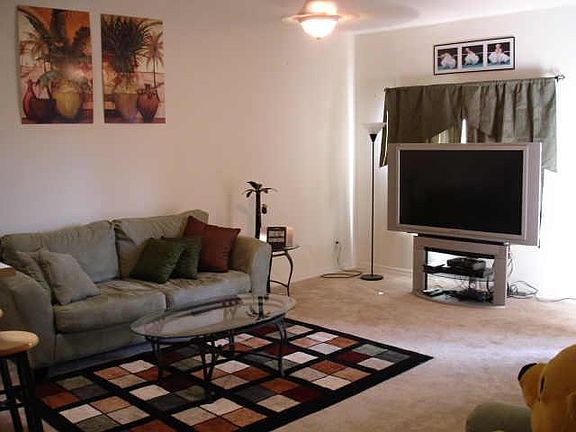 2nd image of 1406 E Emerald Avenue #112