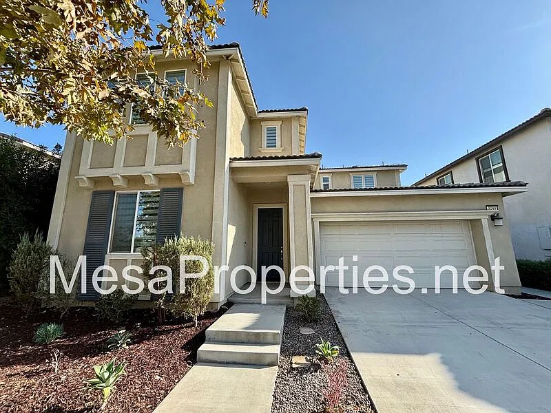 5 bed, 3.0 bath, 2765 sqft, $3,995 — Photo 2